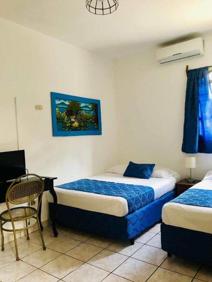 Hc Liri Hotel 3*