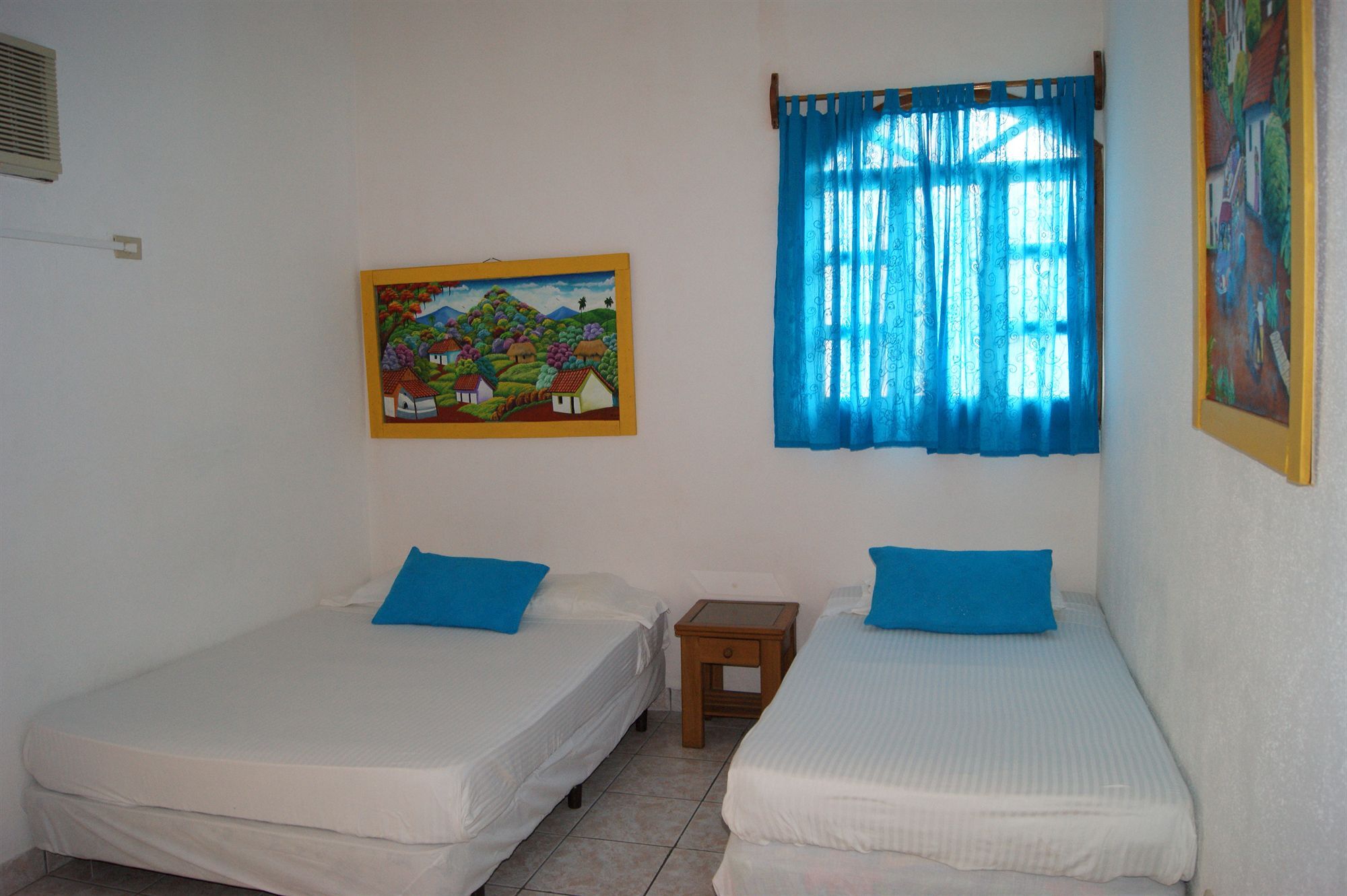 Hc Liri Hotel